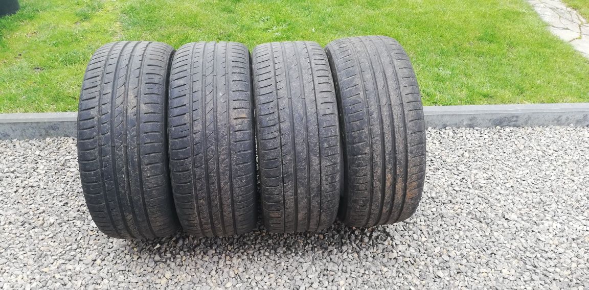 Opony letnie Hankook 17 /225/50 komplet