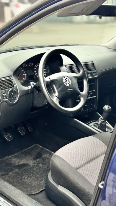Продам VW Golf IV 1,4 2000р.в.