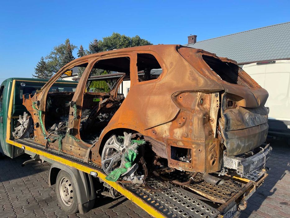 Ćwiartka fartuch próg błotnik lewy prawy Bmw X5 G05 pas wanna dupa tył