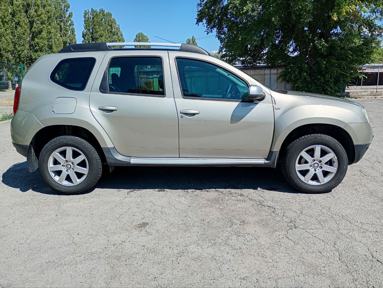 Продам Dacia Duster