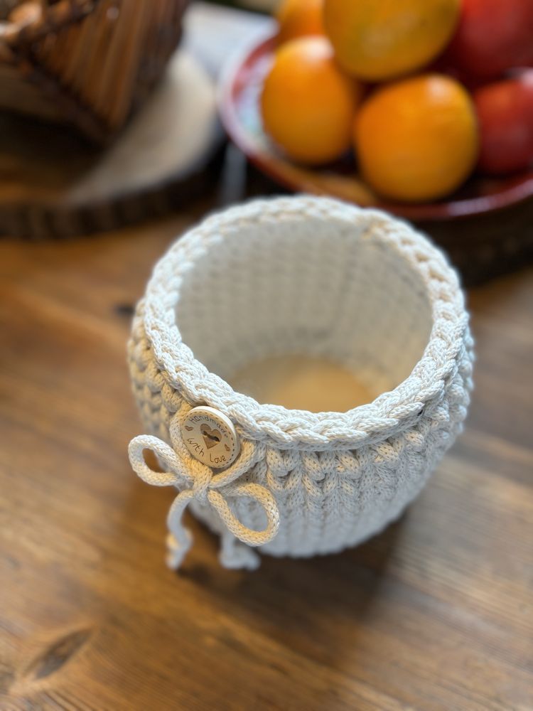 Koszyczek osłonka doniczki handmade ze sznurka - szydełko