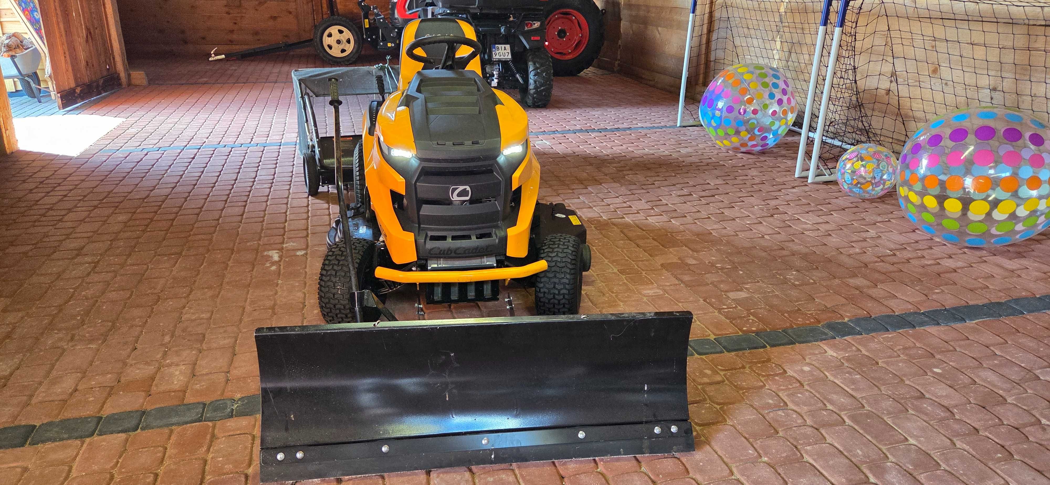 Traktorek ogrodowy Cub Cadet XT2 QS117+pług+przyczepka+łańcuchy nakoła