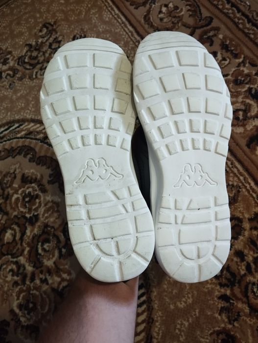 Продам оригінал кросівки Kappa