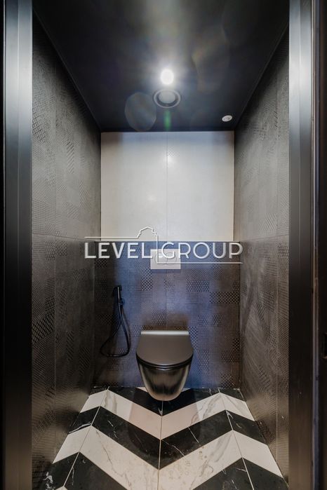 Унікальний новий Ресторан з ремонтом в серці Подолу