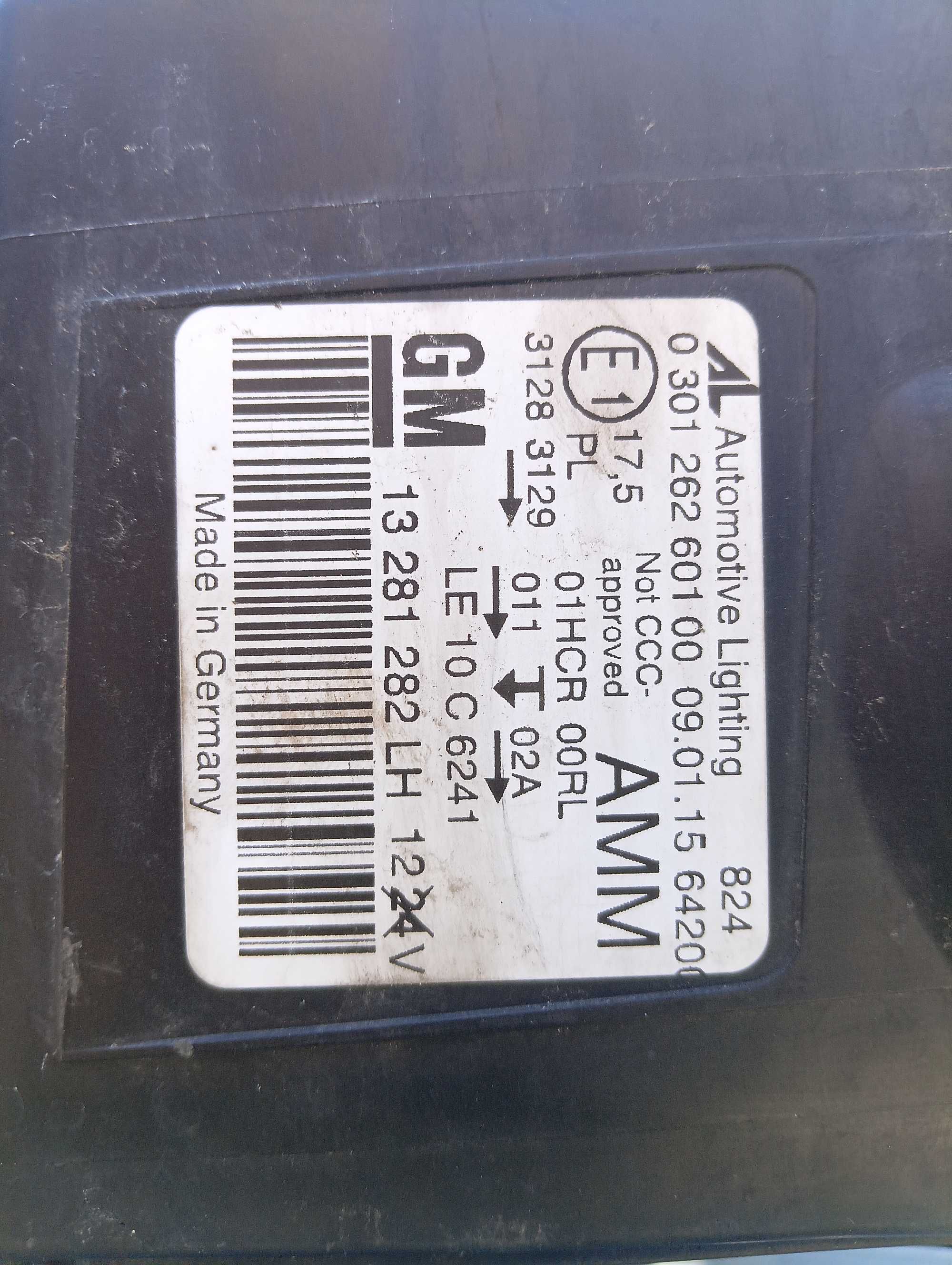 Lampy przednie Astra J