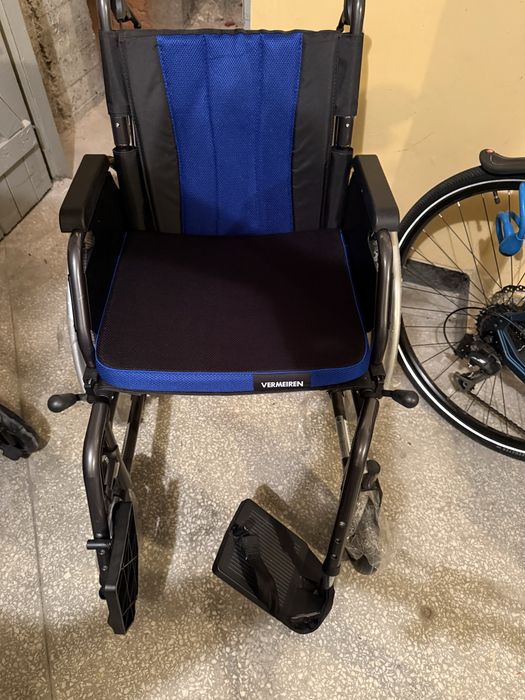 Wózek VERMEIREN nowy!