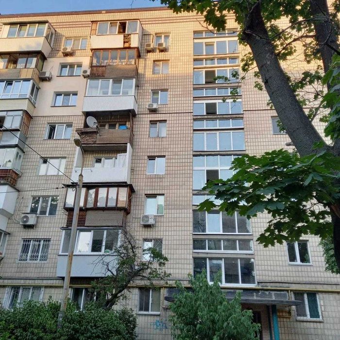 АК 2 Кімнатна Лівобережна Русанівка Русанівська набережна 4/1