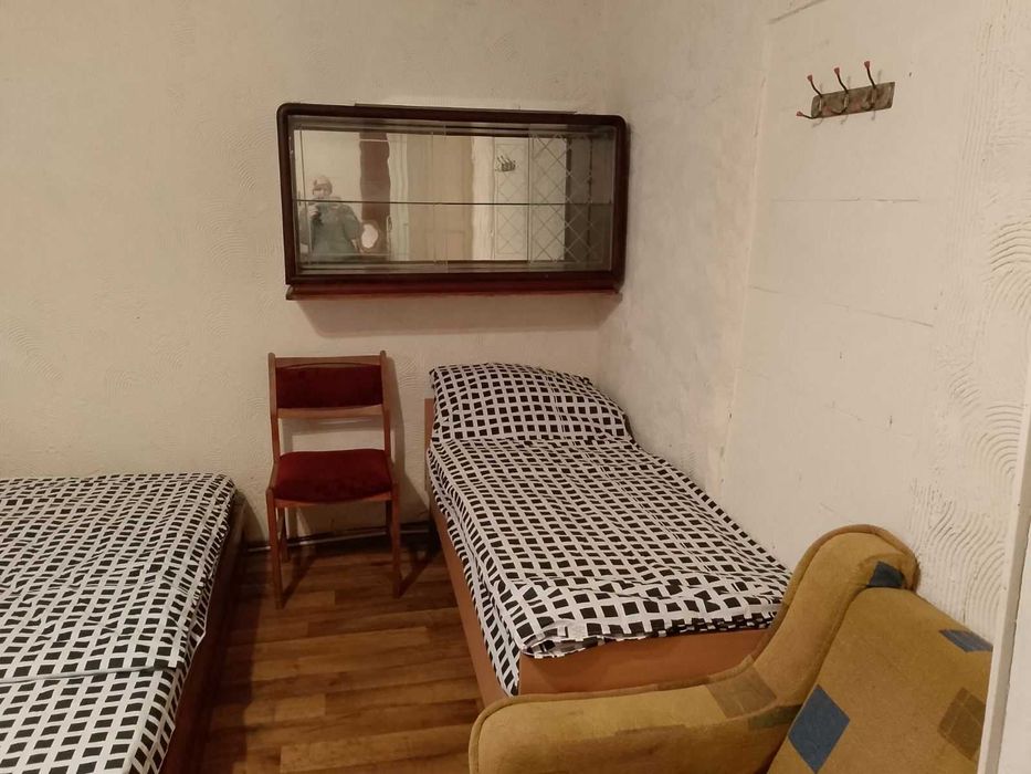 2-3-4-5-місна кімната в 3к кв. Без Застави і Комун. Метро Звіринецька