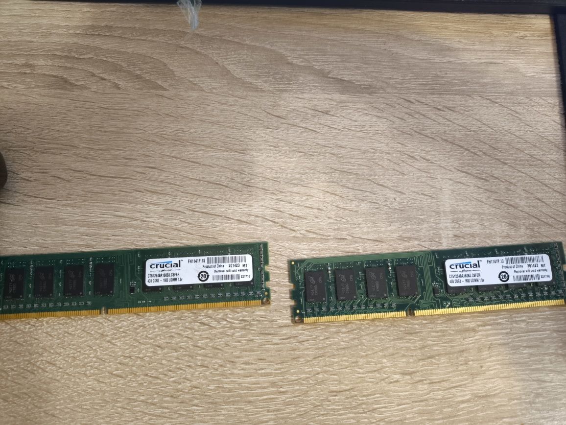 Оперативная память DDR3 2X4 1600 Mhz crucial