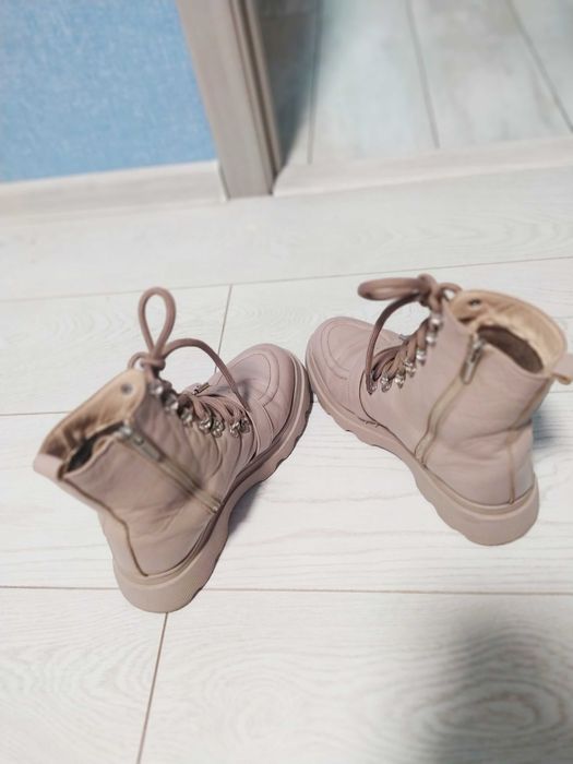 Ботинки чоботи на платформі зимові шкіра р.38-39 Бежеві