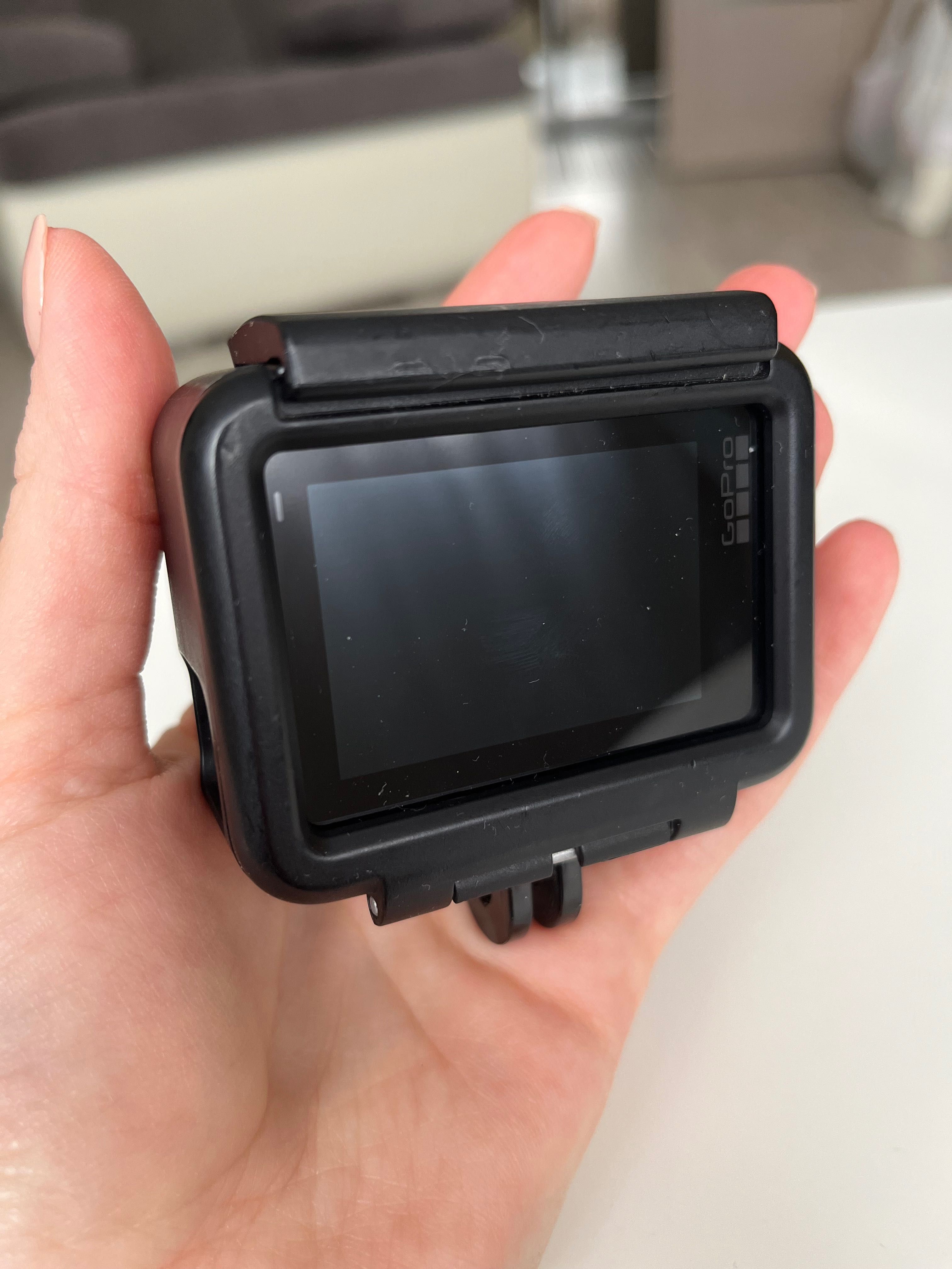 GoPro Hero 5 Black + Зарядное GoPro Dual Battery Charger с батареей