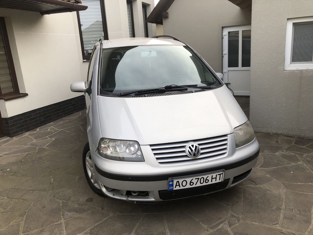 Продам volkswagen sharan 1.9