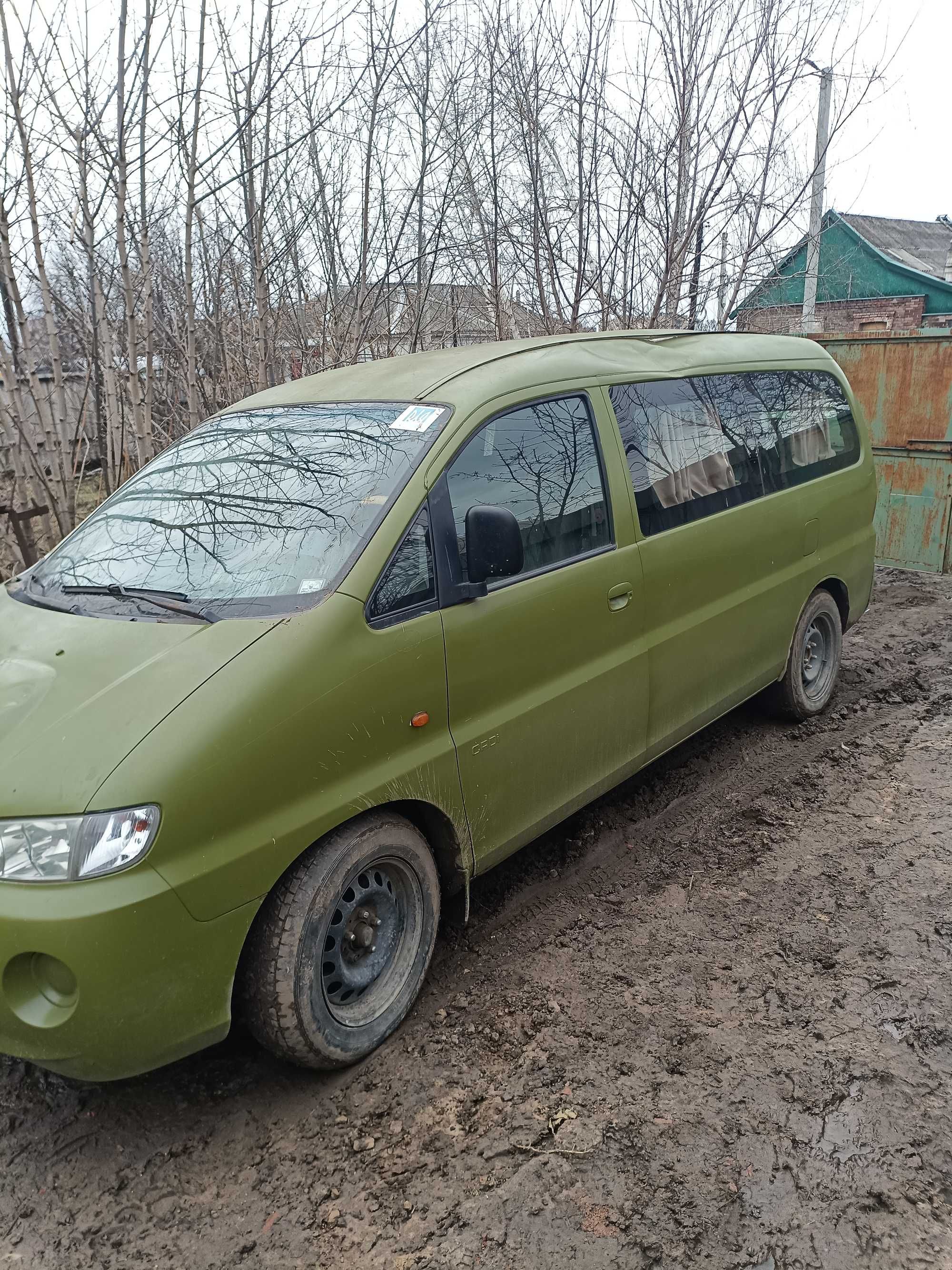 Бус   Hyundai H1