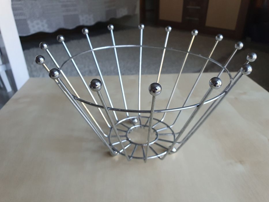 Lustro j koszyk na owoce