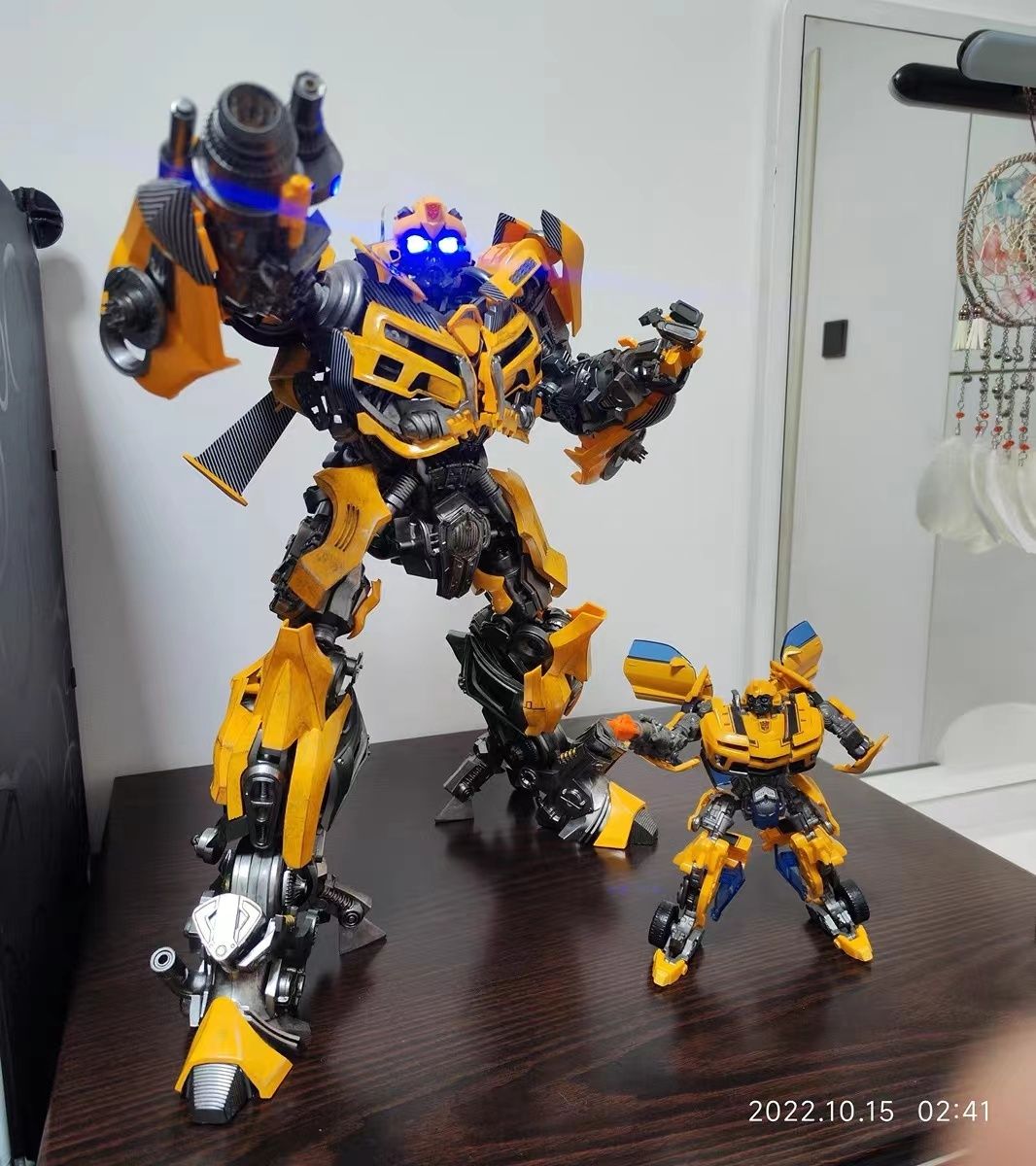 Transformers Bumblebee battle damaged