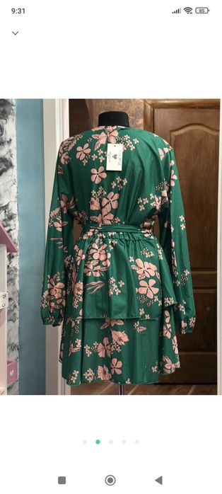 Сукня, плаття жіноче