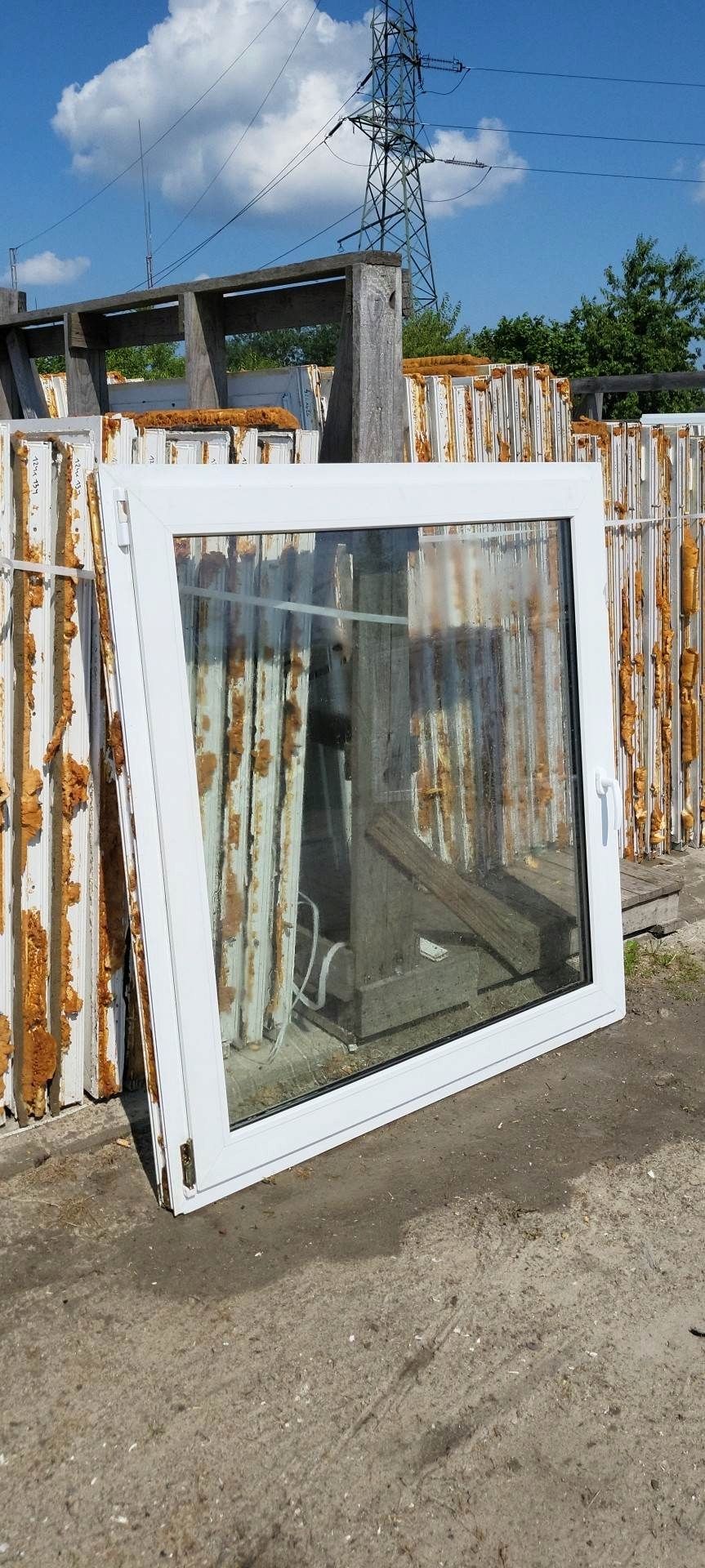 OKNA Używane 130X135 OKNO KacprzaK Plastikowe PCV Lider Okna
OLX