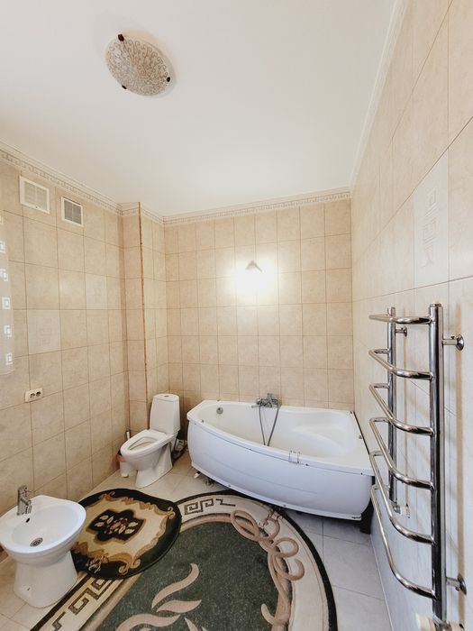 Продам вишуканий будинок в елітному р-ні Станишівки