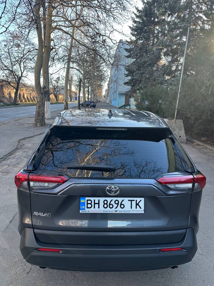 Продам офіційне авто Toyota RAV 4 2019 р.в