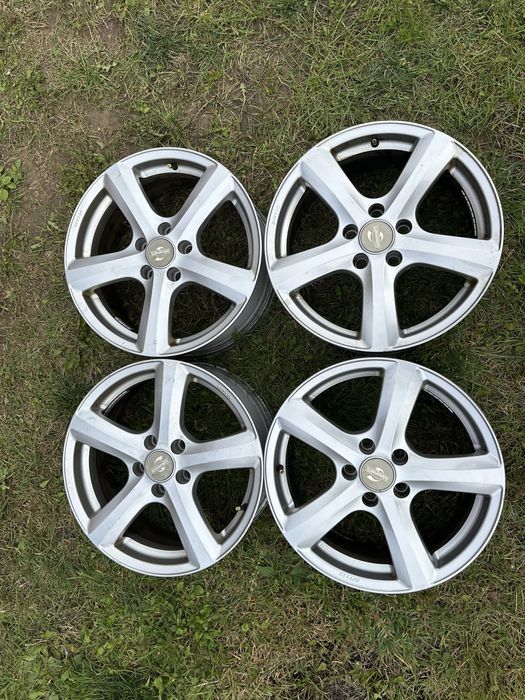 Титани 5x112  R17 ЕТ37