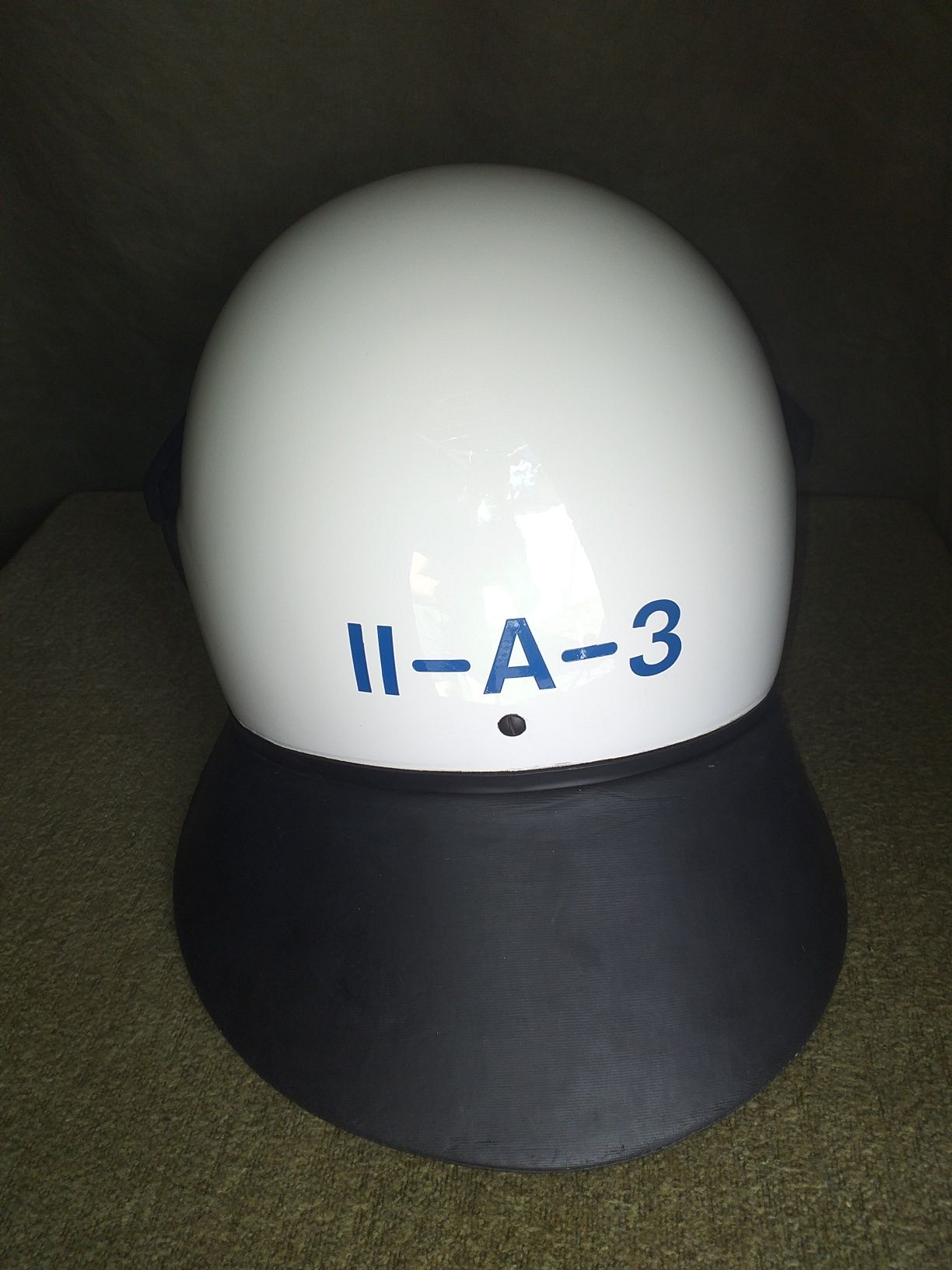 Kask przeciwuderzeniowy OPP,militaria,demobil,PZ,policja,ochrona,WP,ŻW