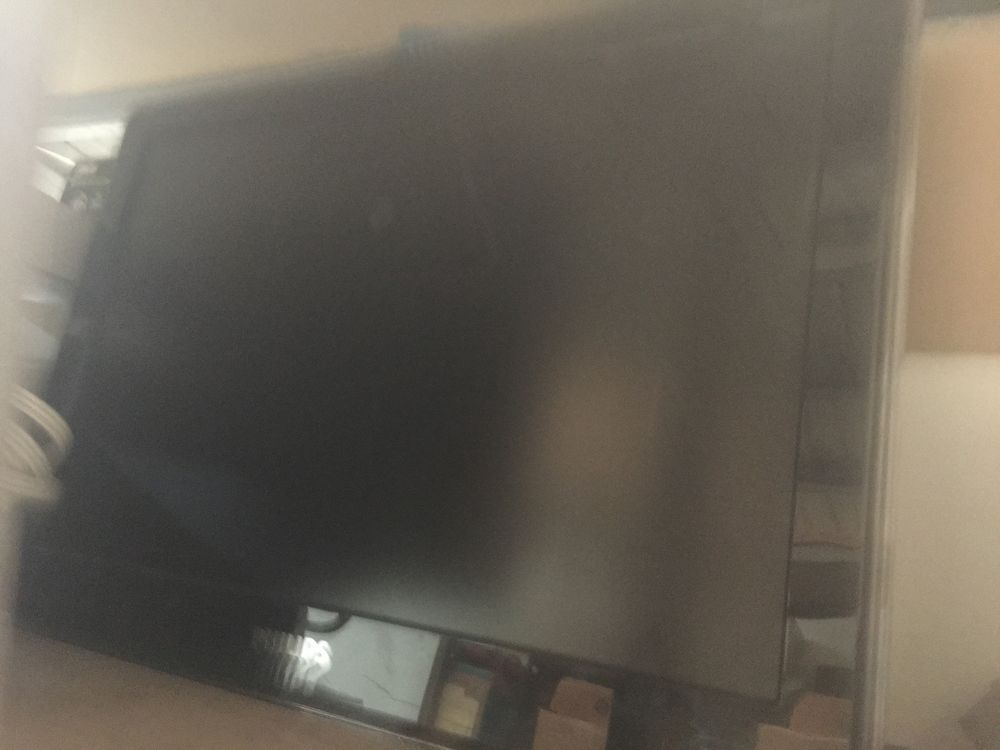 TV lcd philips 19”