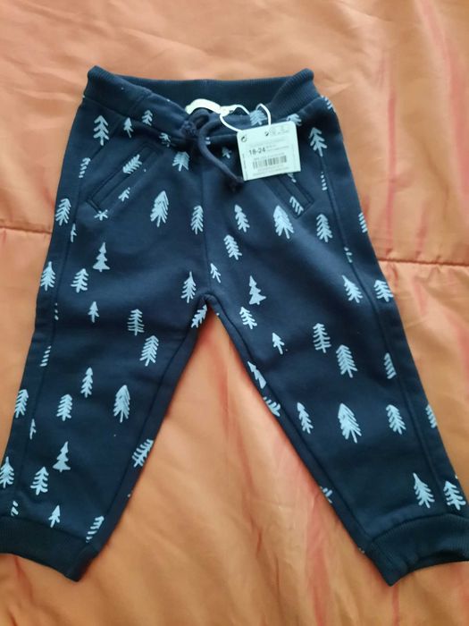 Calças bebé 18 meses NOVAS