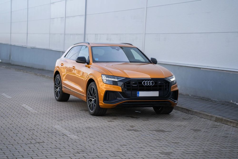 Audi Q8 50tdi 3.0 quattro S line black matrix panorama 22" faktura 23%