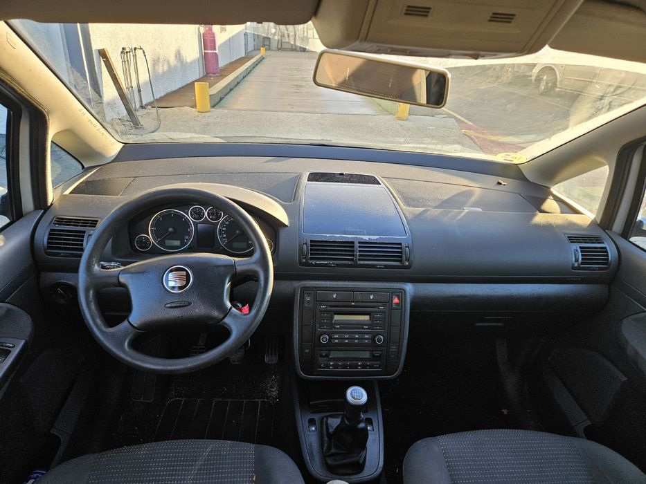 Seat Alhambra 2.0 TDi de 2007 para peças 
Não vendo completo, apenas