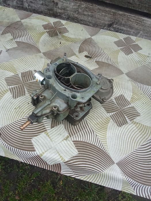 Продам Карбюратор ваз 2107,2105.ціна за два 1000грн.