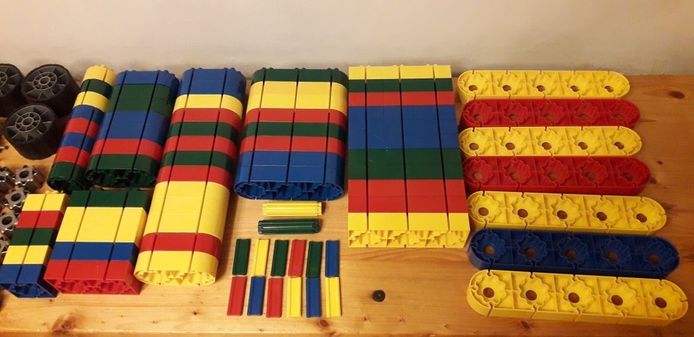 Duże szwajcarskie lego klocki konstrukcyjne edukacyjne Kiditec 131 szt