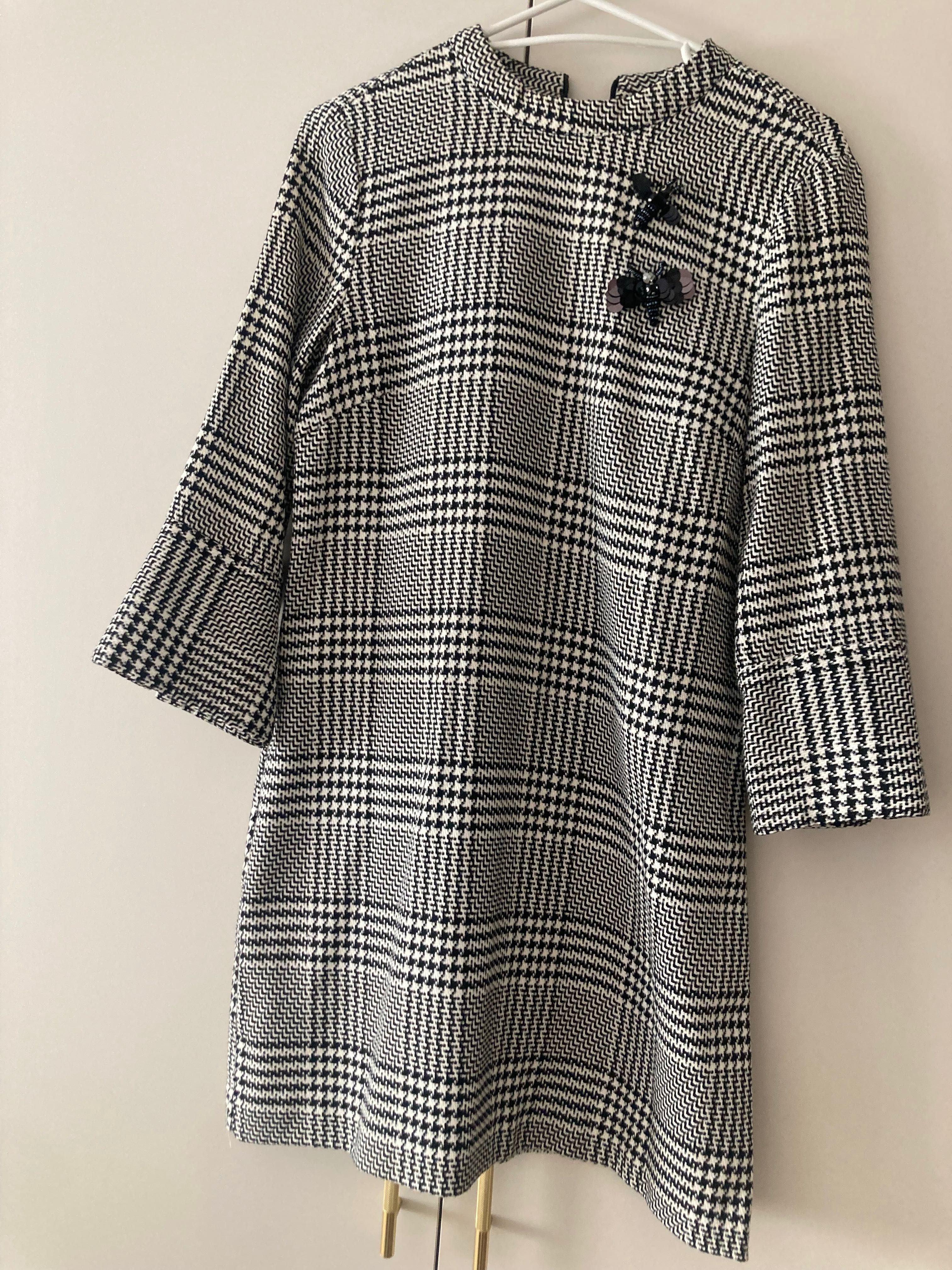 Elegancka sukienka w kratę