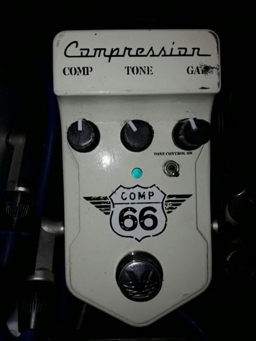 Педаль для гітари компресор Visual Sound Comp66 stomp box