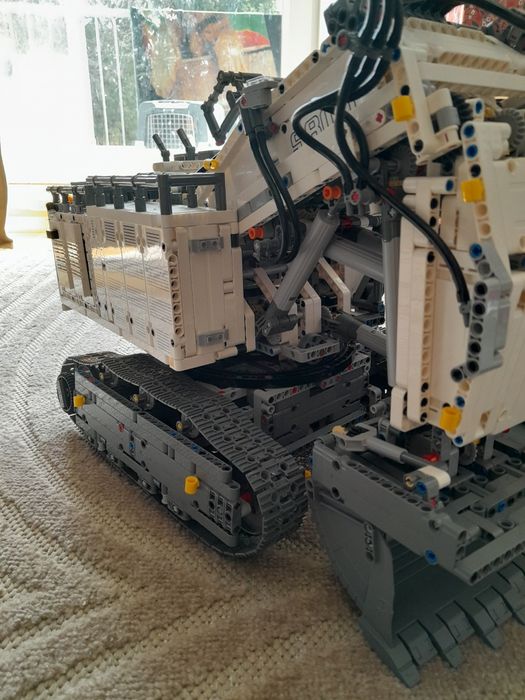 Liebherr lego technik 42100