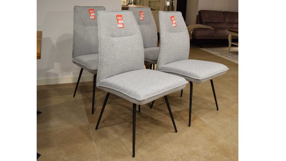 Zestaw krzeseł - 4 sztuki. 4 szare krzesła obrotowe. Wyprzedaż