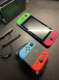 Nintendo Switch v2, pad, 4 joycony + gry