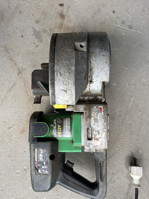 Wynajem giętarka do prętów zbrojeniowych HITACHI