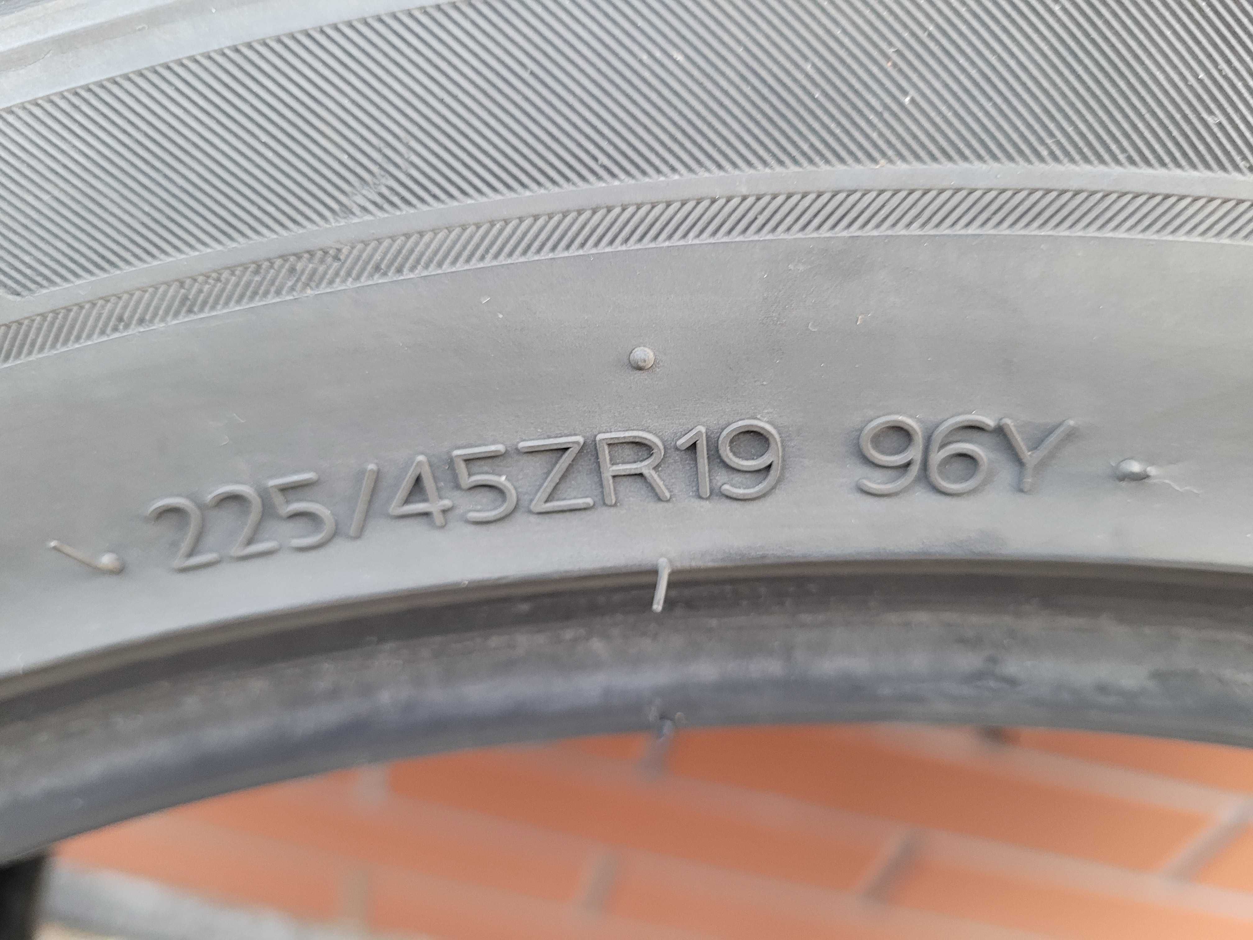 Opony letnie 225/45/19 Hankook Ventus S1 evo3