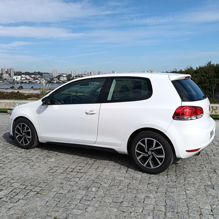 Vw Golf 1.6 tdi Trato financiamento 100 euros por mes