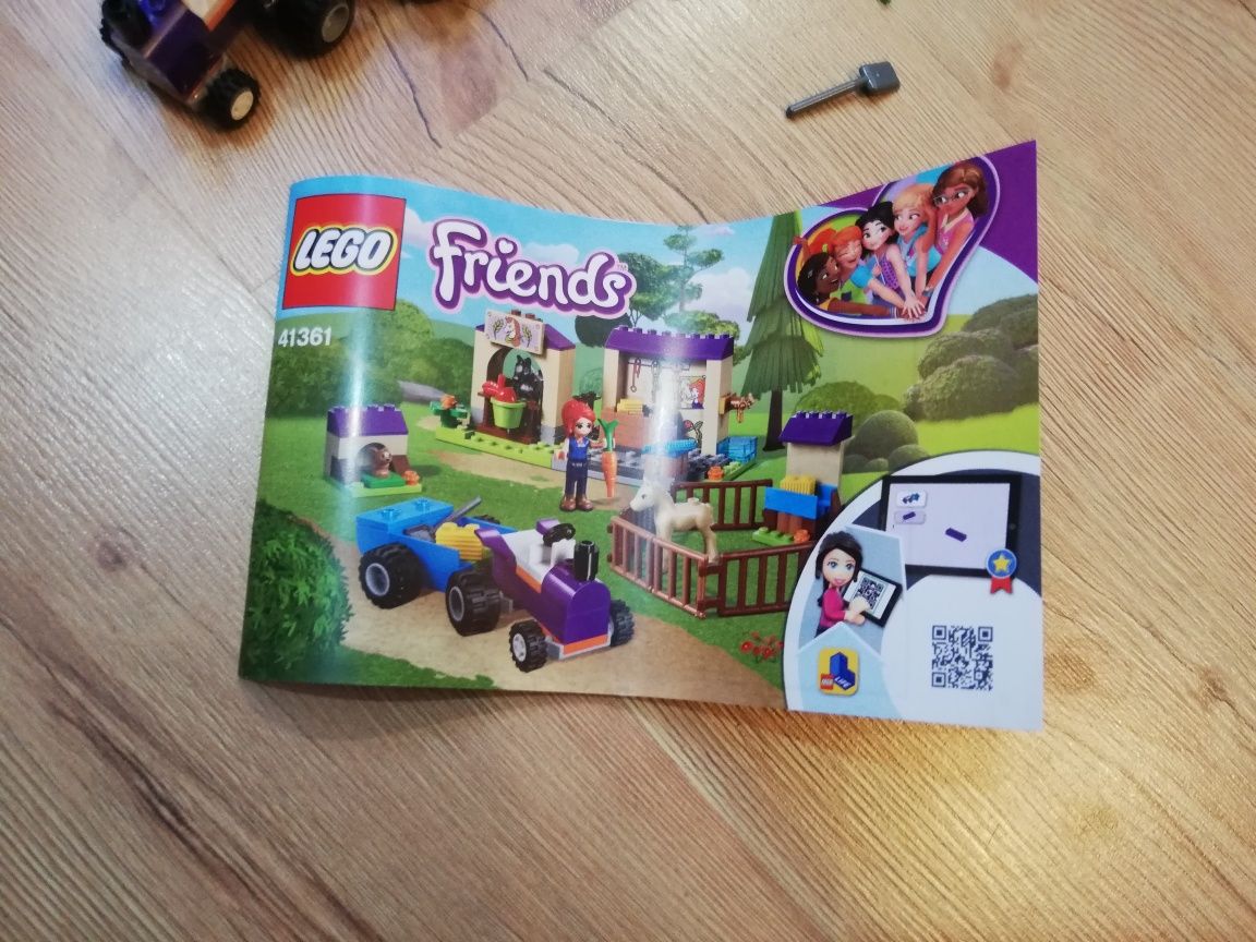 Lego friends Stajnia ze źrebakami Mii