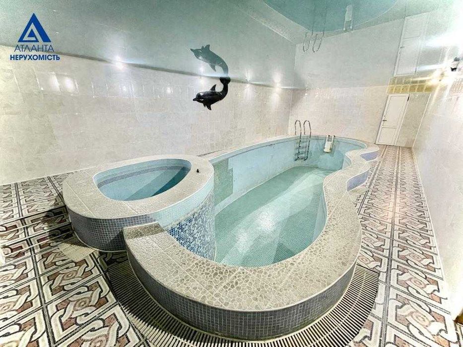 Продаж  комерційного приміщення по  пр. Відродження