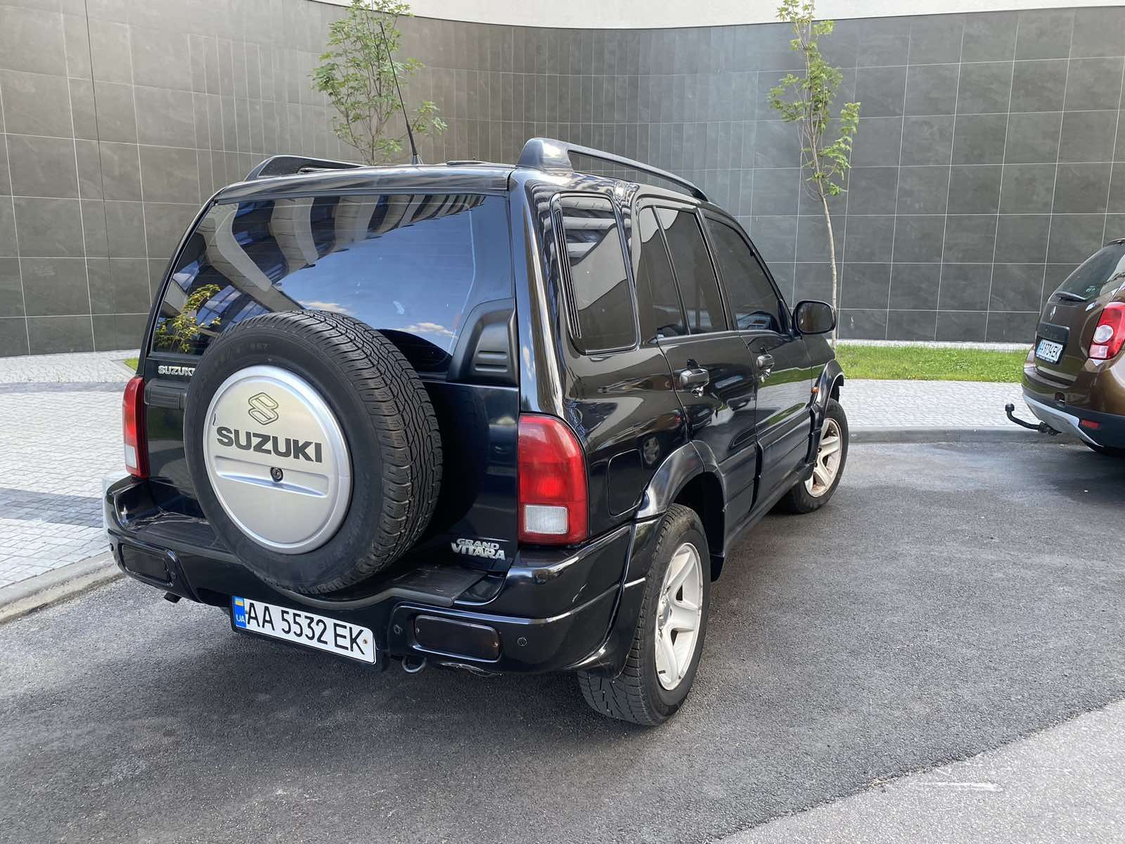 Suzuki grand vitara 2,0 бенз,автомат,повний привід
