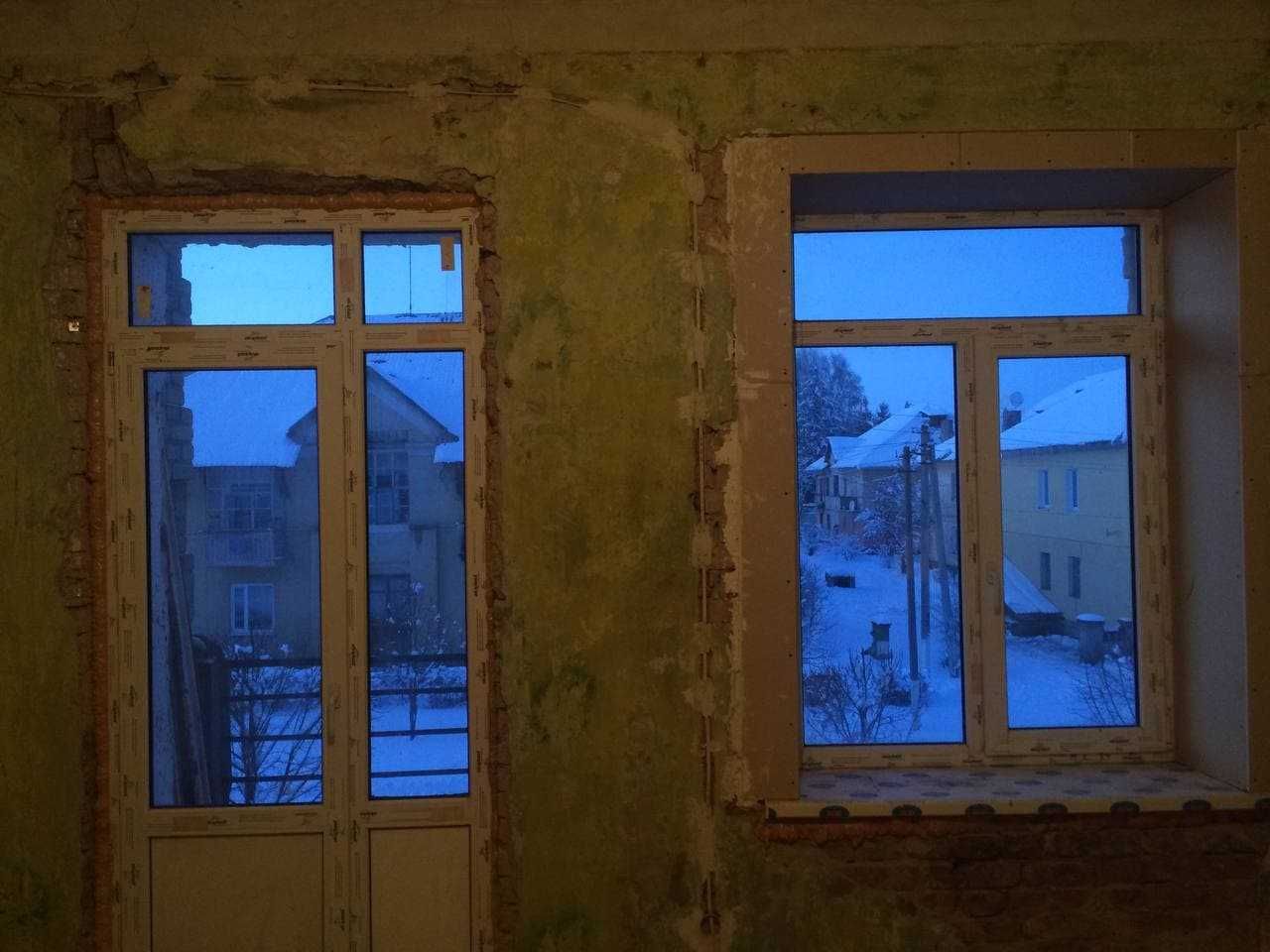 Продам комнату в центре поселка Эсхар