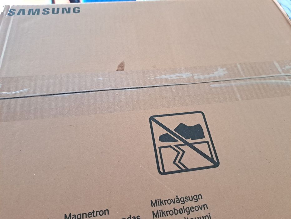 Micro-ondas SAMSUNG MG23K3515AS4 (23L com Grill-Inox) Selado