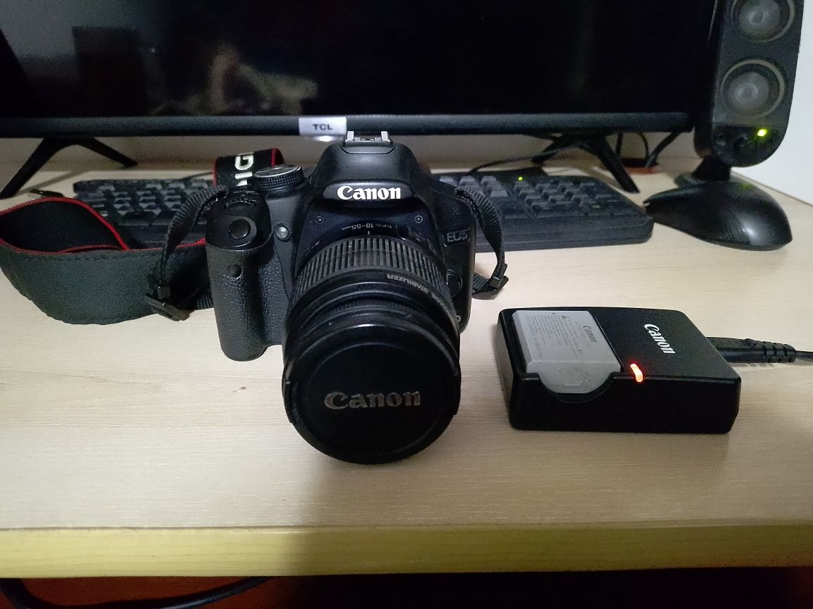Продам Зеркальный Фотоаппарат  Canon EOS 500D