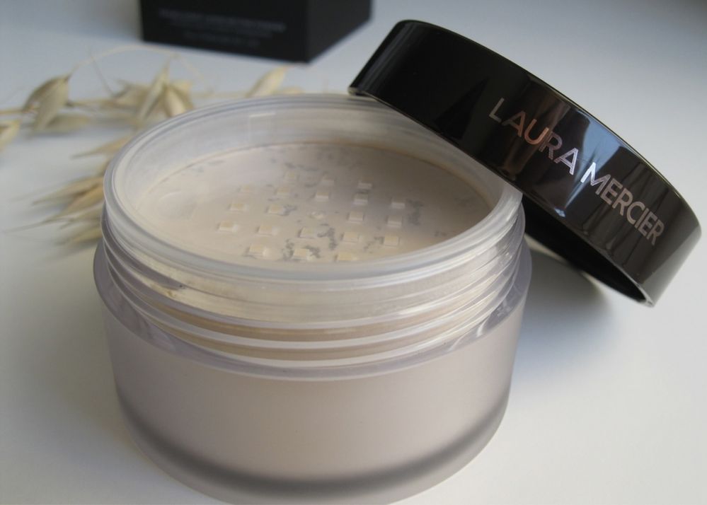 Пудра розсипчата Laura Mercier Translucent Loose Setting Powder