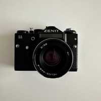 Фотоапарат Зеніт 11 (Zenit 11) з обʼєктивом Helios-44M-4 2/58