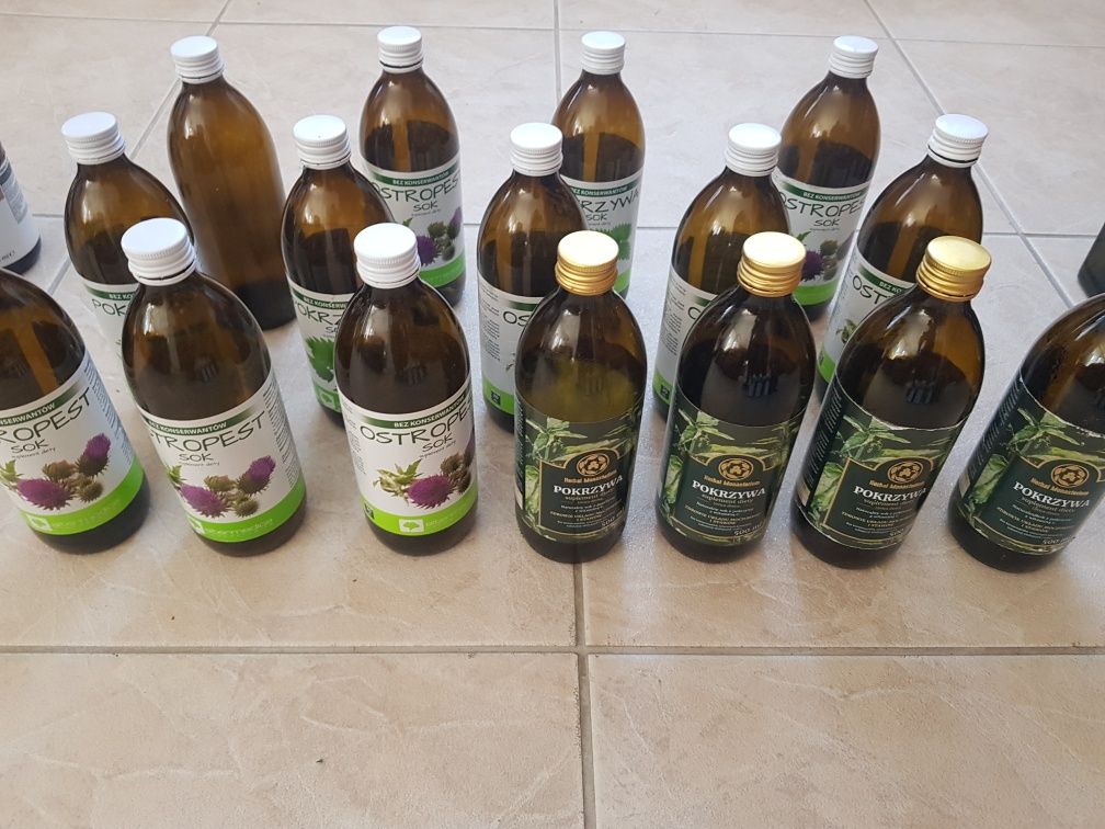 Oddam szklane butelki.