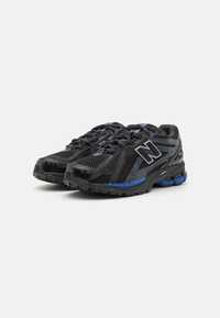 Кросівки New Balance 1906R