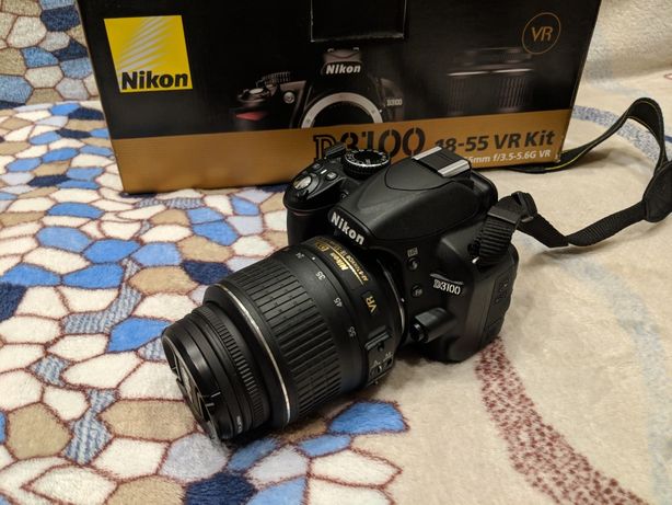 Nikon d3100 + сумка, защита на объектив, SD карта